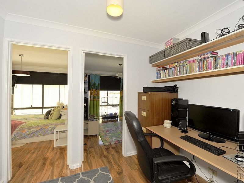 11 Japonica Heights, Halls Head WA 6210