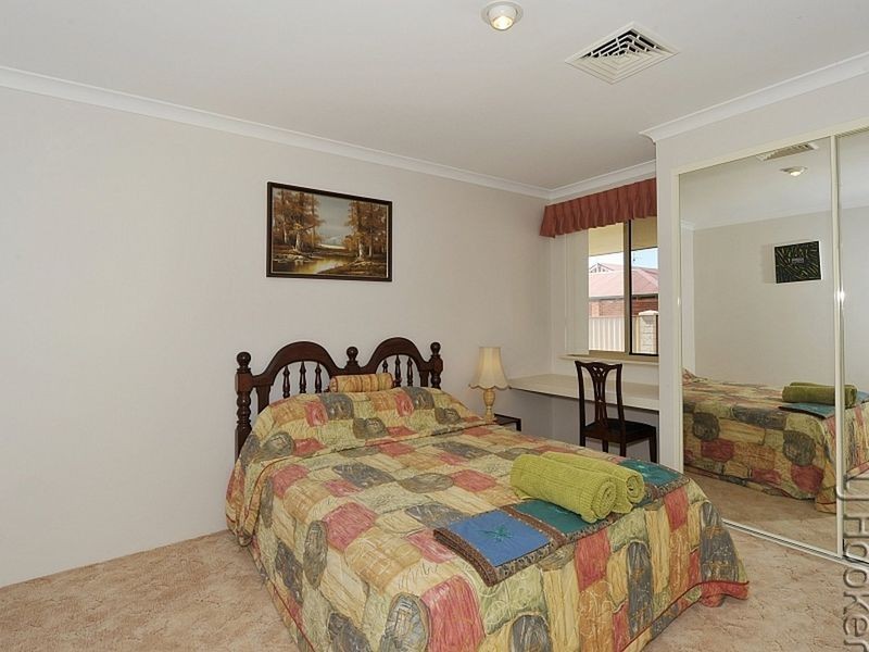 49 Silverton Crescent, Erskine WA 6210