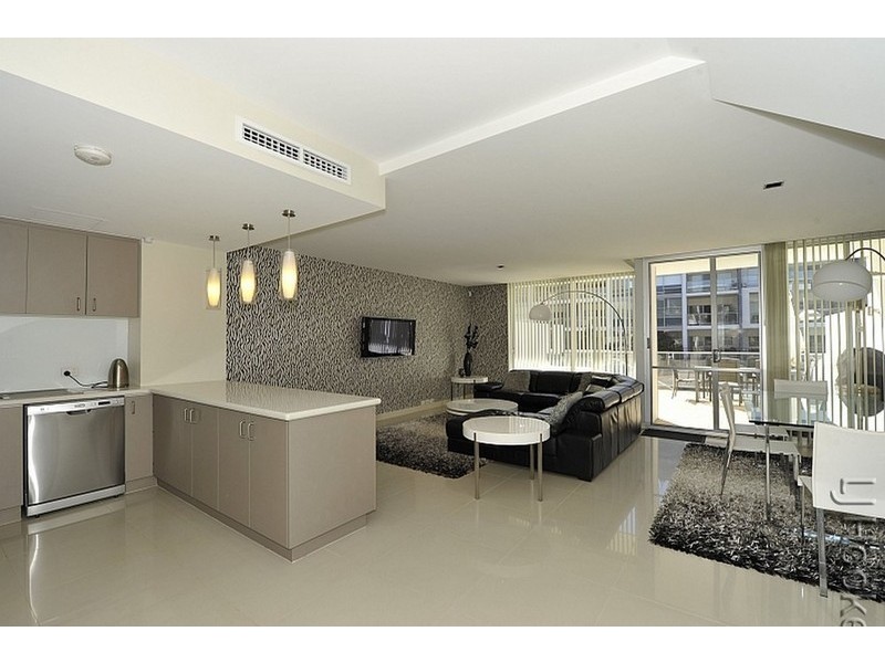 Unit 8, 4 Torcello Mews, Mandurah WA 6210