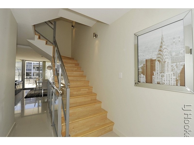 Unit 8, 4 Torcello Mews, Mandurah WA 6210