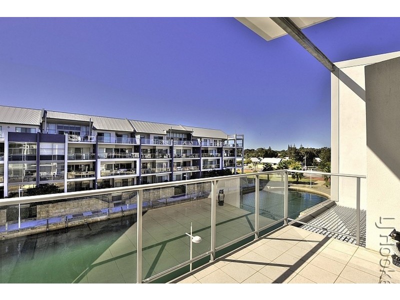 Unit 8, 4 Torcello Mews, Mandurah WA 6210