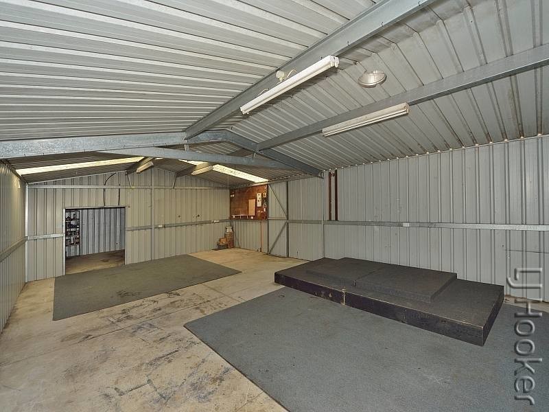 18 Malvern Rise, Greenfields WA 6210