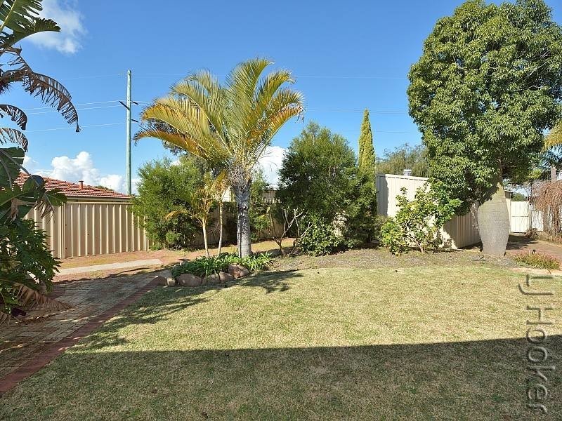 18 Malvern Rise, Greenfields WA 6210