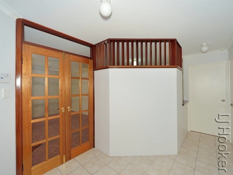 18 Malvern Rise, Greenfields WA 6210