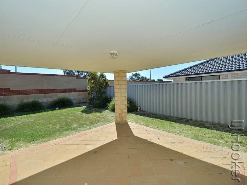 13 Crusoe Link, Secret Harbour WA 6173