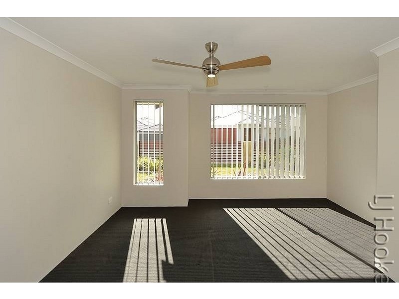 6 Bramshaw Street, Meadow Springs WA 6210