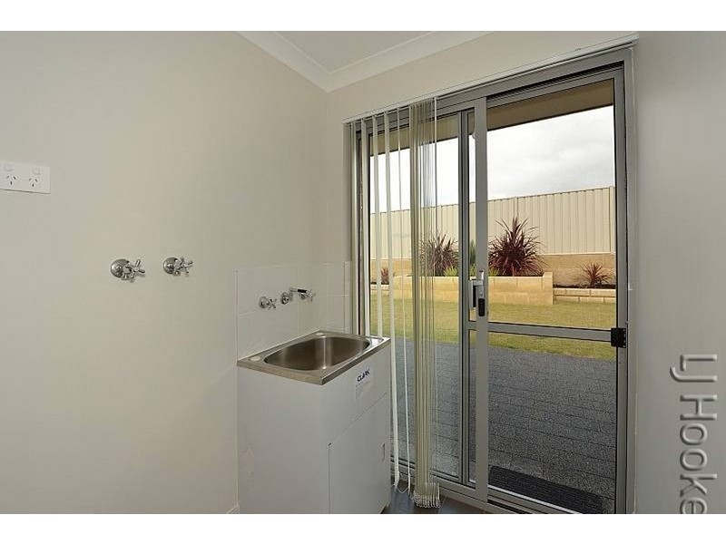 6 Bramshaw Street, Meadow Springs WA 6210