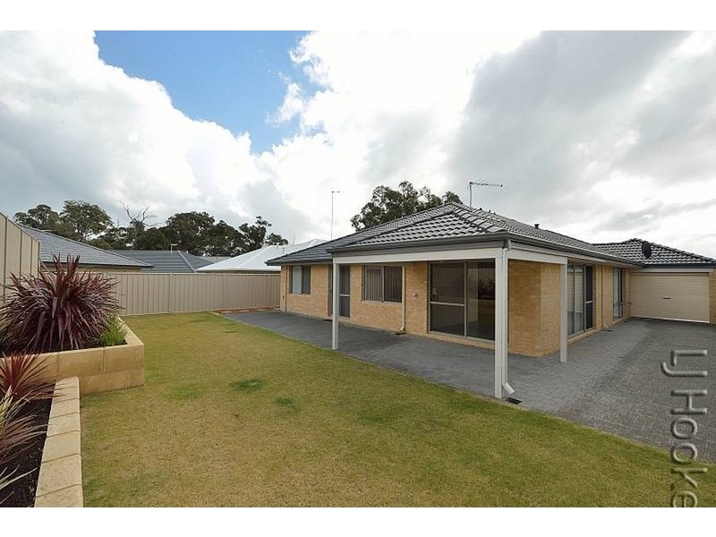 6 Bramshaw Street, Meadow Springs WA 6210