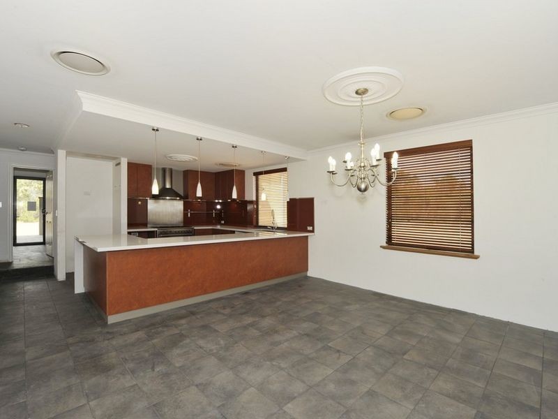 136 Evergreen Loop, Stake Hill WA 6210