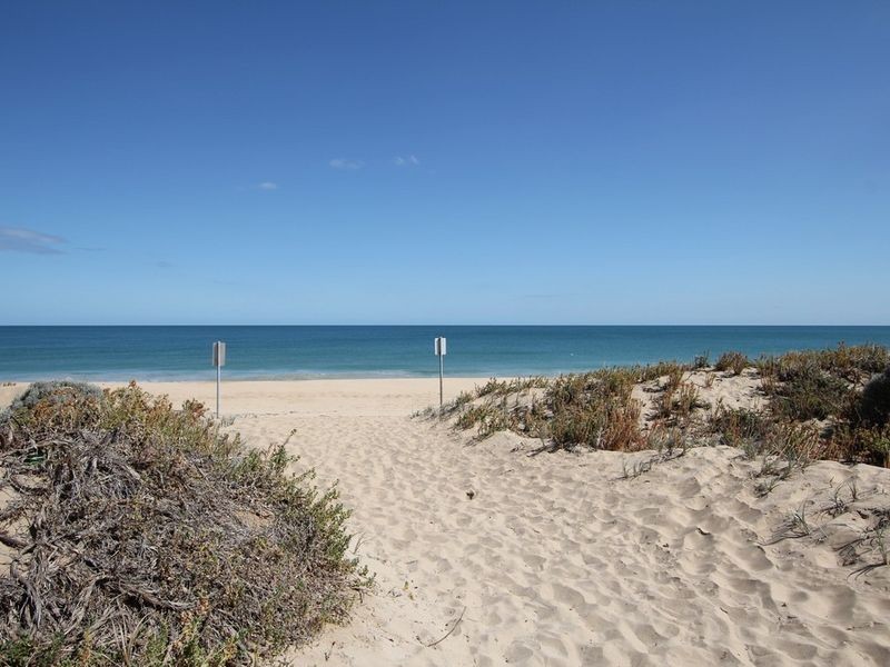 2 Atwick Court, Madora Bay WA 6210