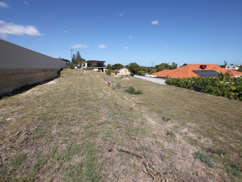 2 Atwick Court, Madora Bay WA 6210