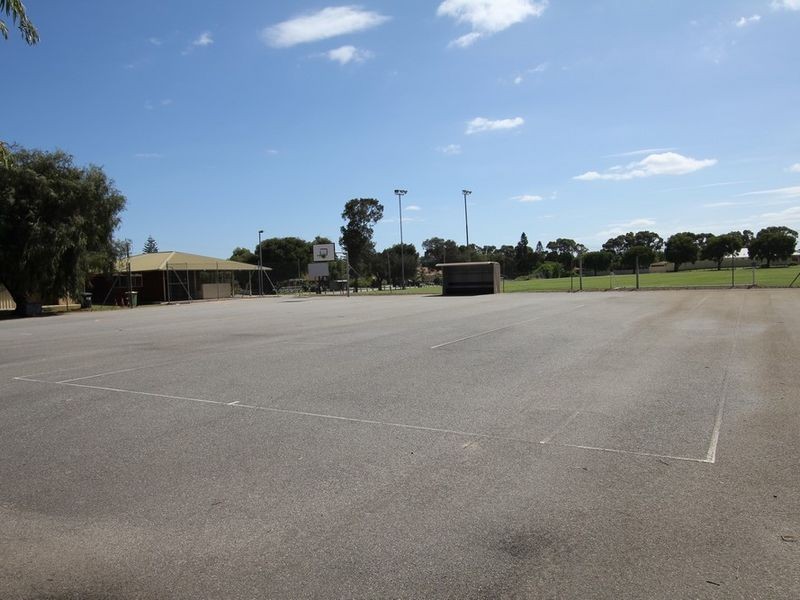 2 Atwick Court, Madora Bay WA 6210