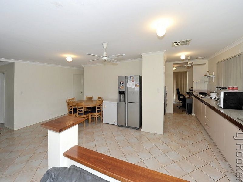 26 Casuarina Drive, Halls Head WA 6210