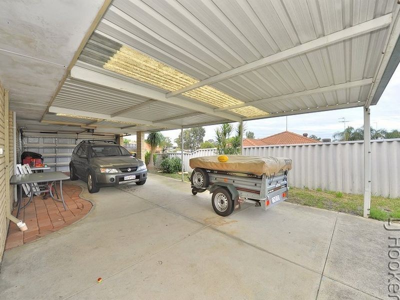 26 Casuarina Drive, Halls Head WA 6210