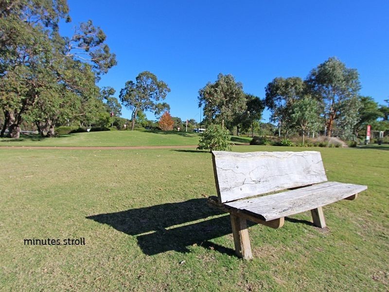 10 Holloway Turn, Ravenswood WA 6208