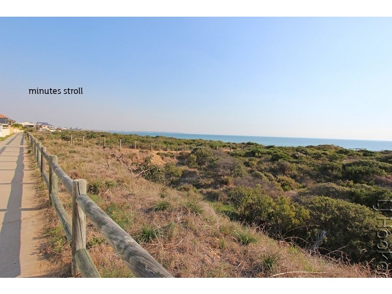23 Leveque Loop, San Remo WA 6210