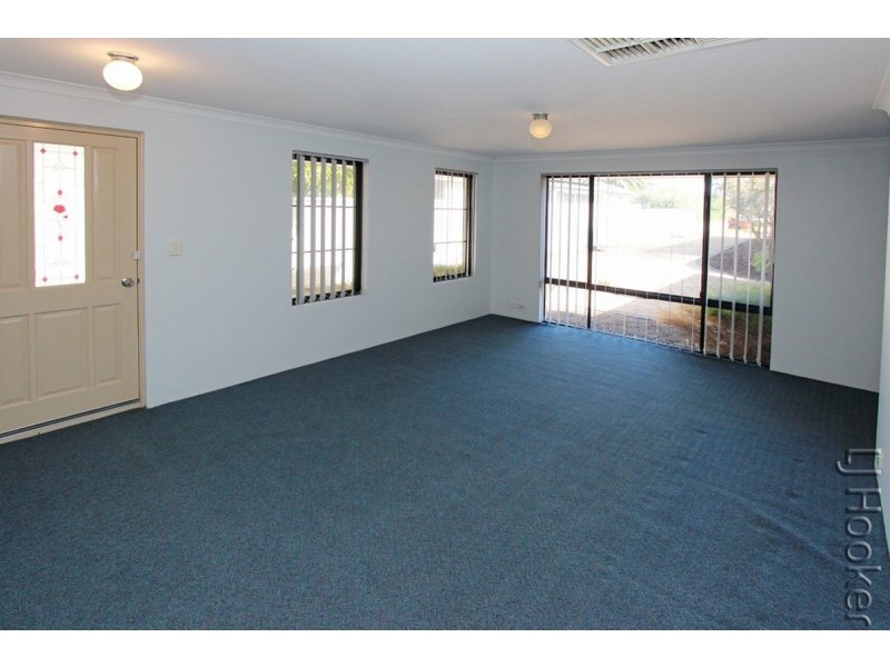 95B Peelwood Parade, Halls Head WA 6210