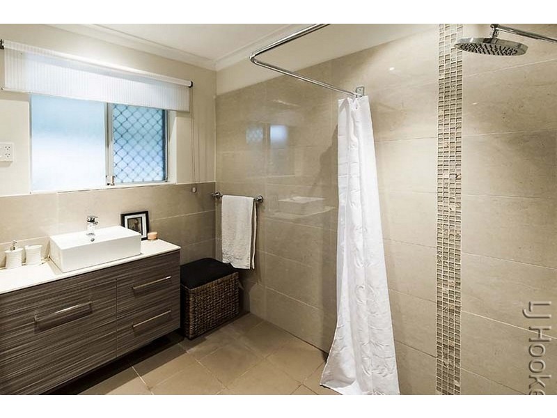 11 Moat Street, Mandurah WA 6210