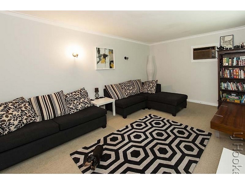 11 Moat Street, Mandurah WA 6210