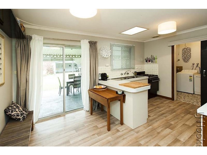 11 Moat Street, Mandurah WA 6210