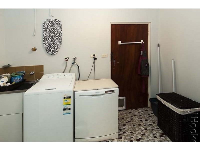 11 Moat Street, Mandurah WA 6210