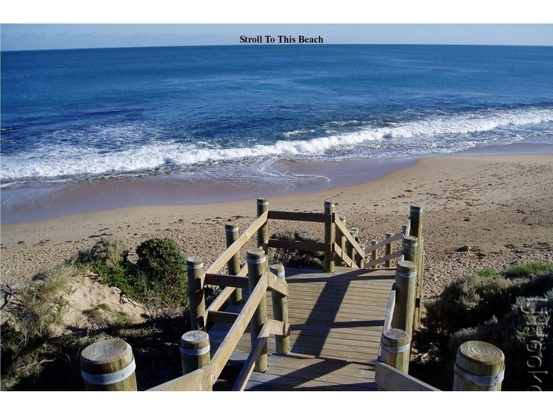 35 Everlasting Retreat, Halls Head WA 6210
