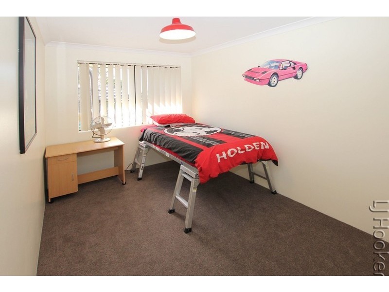 25 Casuarina Drive, Halls Head WA 6210