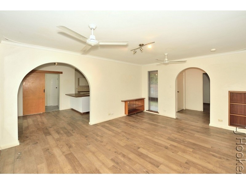 6 Sievewright Street, Silver Sands WA 6210