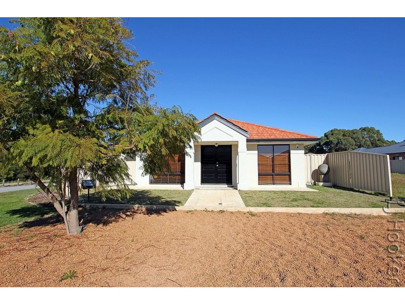 16 Eliza Pass, Madora Bay WA 6210