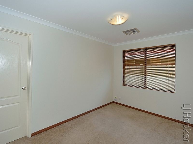 36 Ravendale Drive, Dudley Park WA 6210