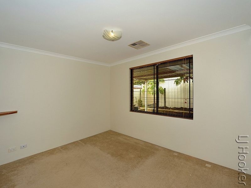 36 Ravendale Drive, Dudley Park WA 6210