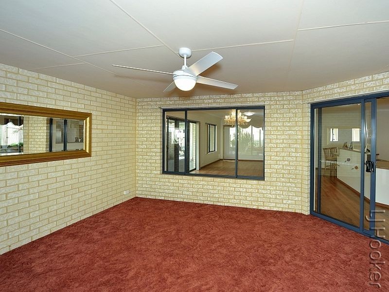 36 Ravendale Drive, Dudley Park WA 6210