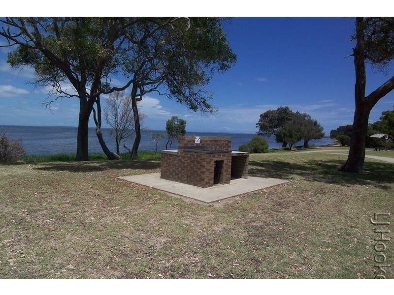 19B Roy Road, Coodanup WA 6210