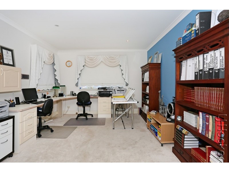 27 Heron Place, South Yunderup WA 6208