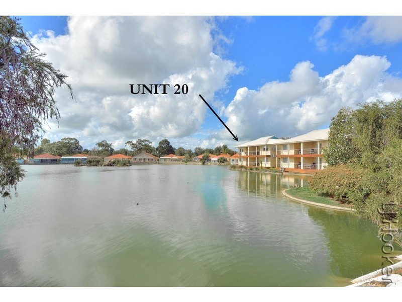 20/1 Lakes Crescent, South Yunderup WA 6208