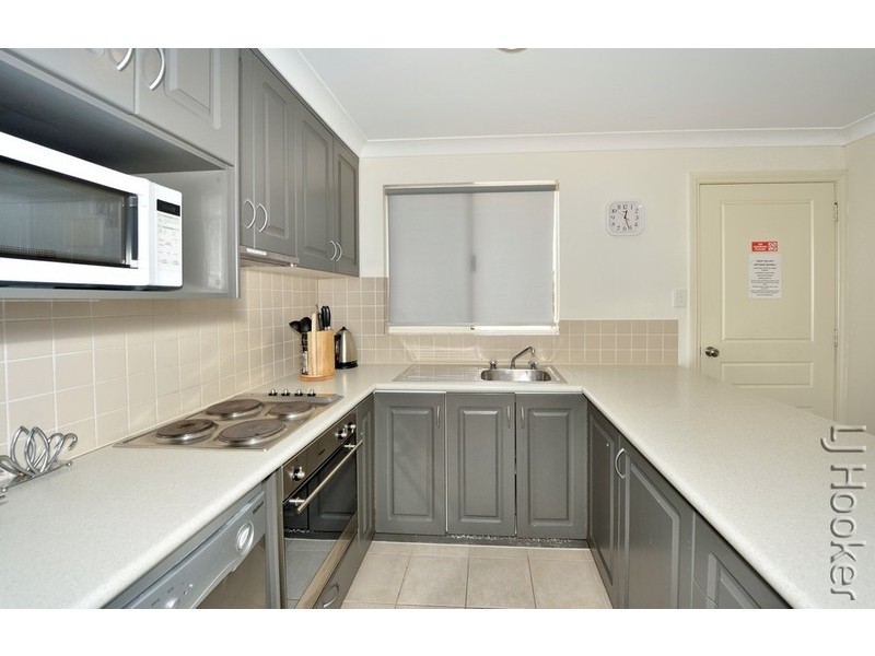 20/1 Lakes Crescent, South Yunderup WA 6208