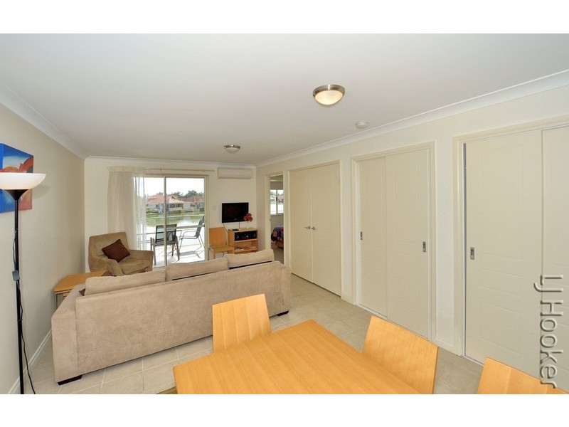 20/1 Lakes Crescent, South Yunderup WA 6208