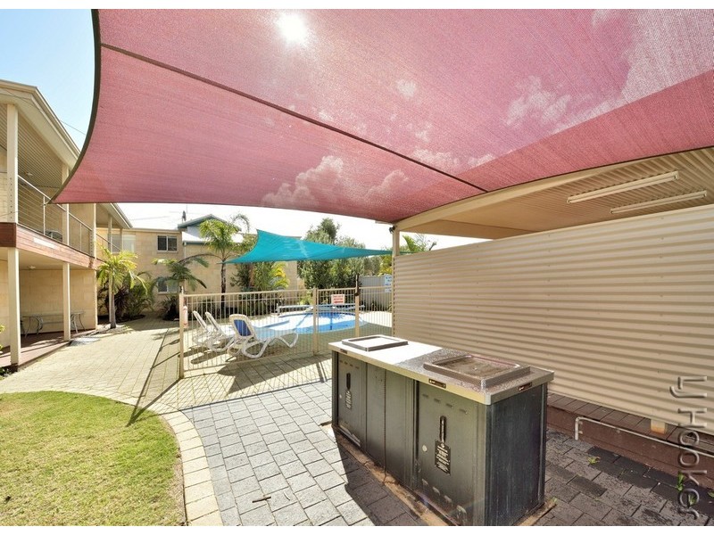 20/1 Lakes Crescent, South Yunderup WA 6208