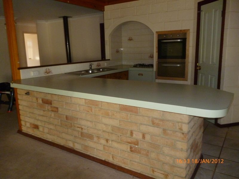 166 Mclarty Road, Halls Head WA 6210