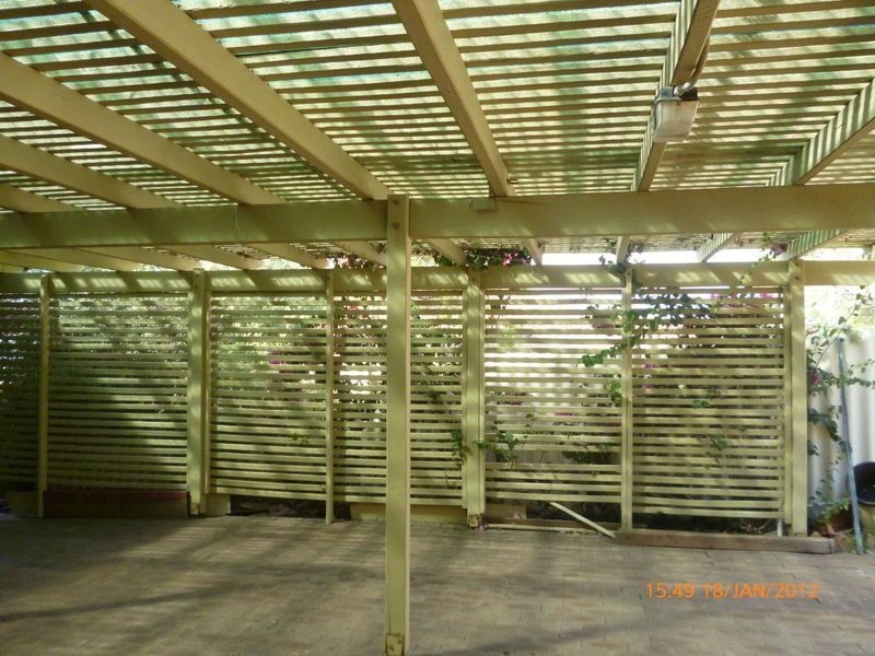 166 Mclarty Road, Halls Head WA 6210