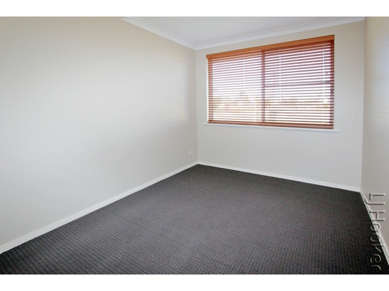 2A Wyeree Road, Mandurah WA 6210