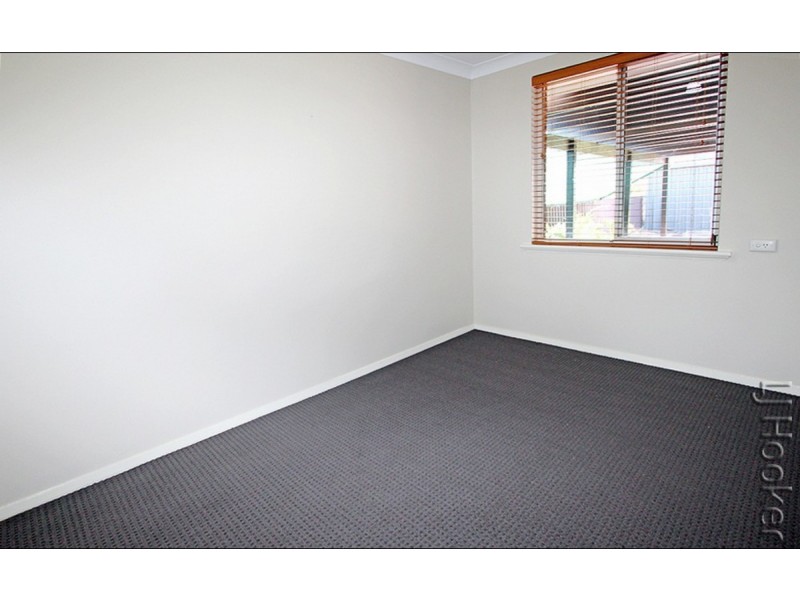 2A Wyeree Road, Mandurah WA 6210