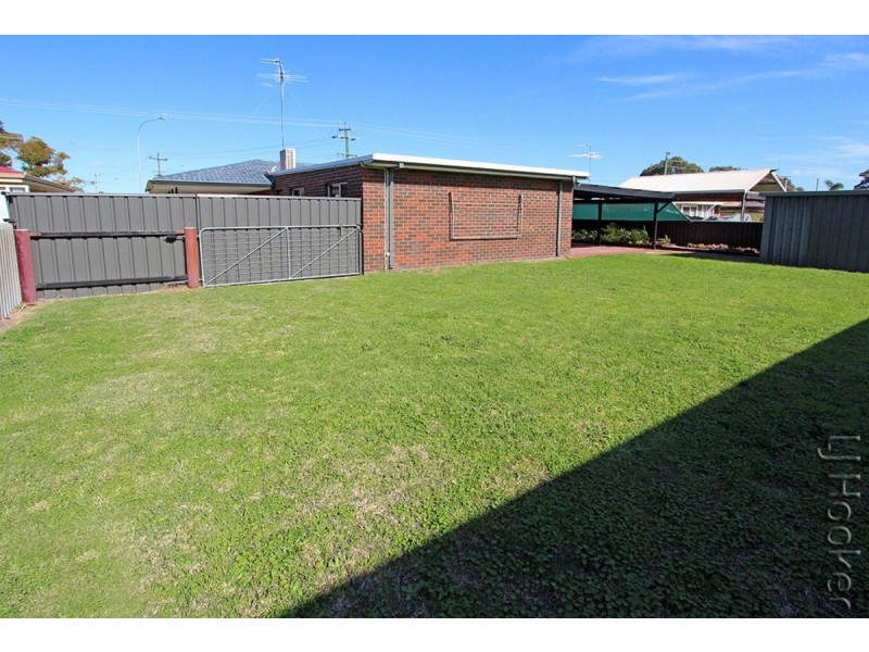 2A Wyeree Road, Mandurah WA 6210