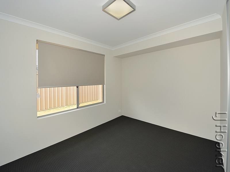 8 Persian Grove, Karnup WA 6176