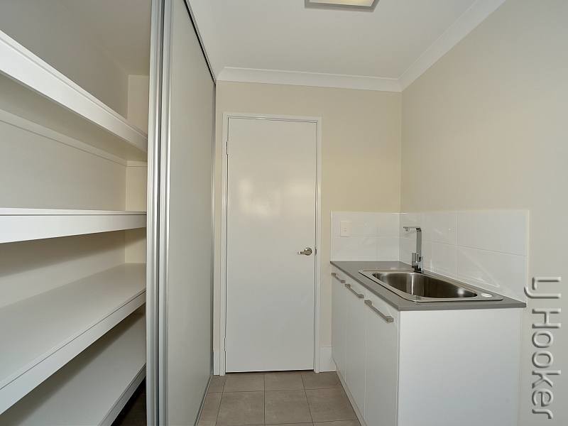 8 Persian Grove, Karnup WA 6176