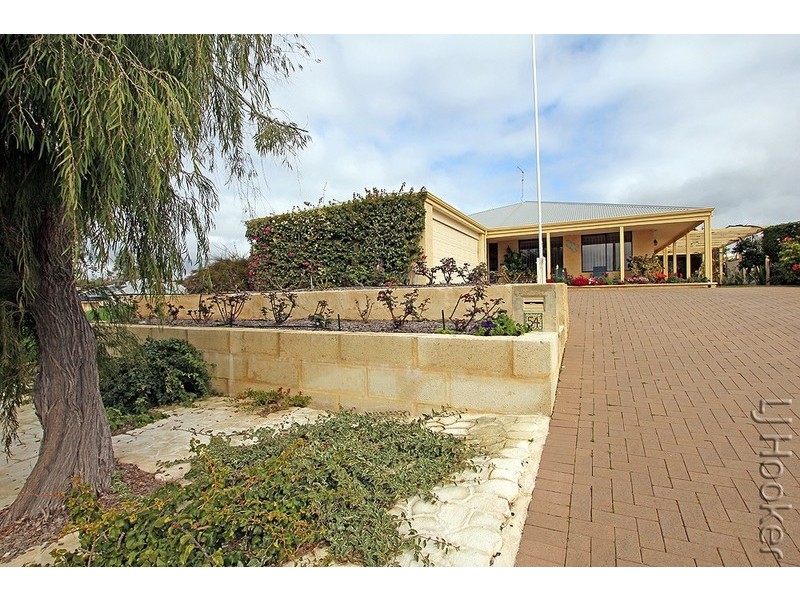54 Paradise Circuit, Halls Head WA 6210