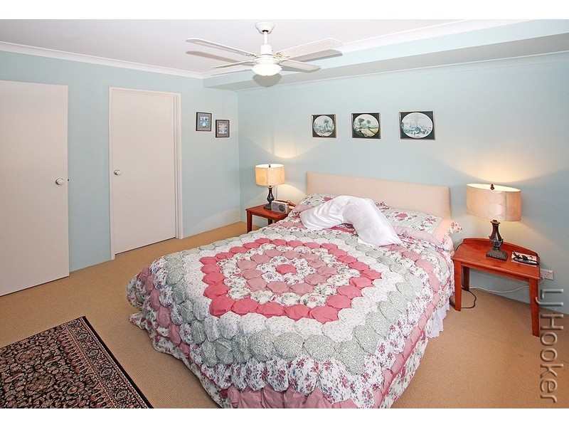 54 Paradise Circuit, Halls Head WA 6210