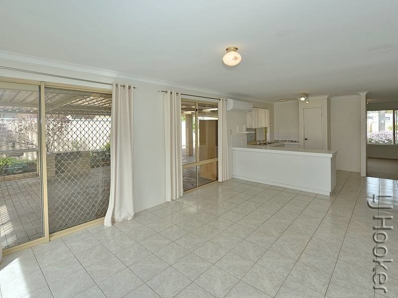 15 Reynolds Avenue, Greenfields WA 6210