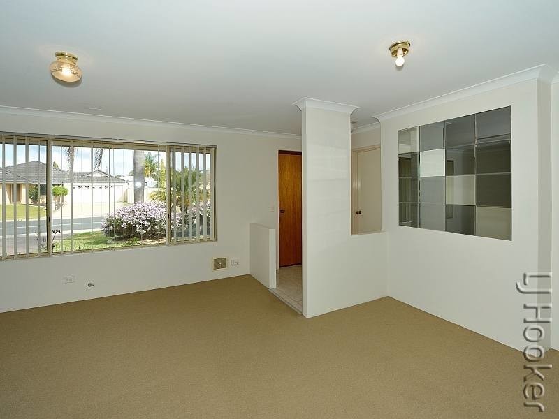 15 Reynolds Avenue, Greenfields WA 6210