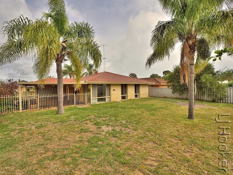 15 Reynolds Avenue, Greenfields WA 6210